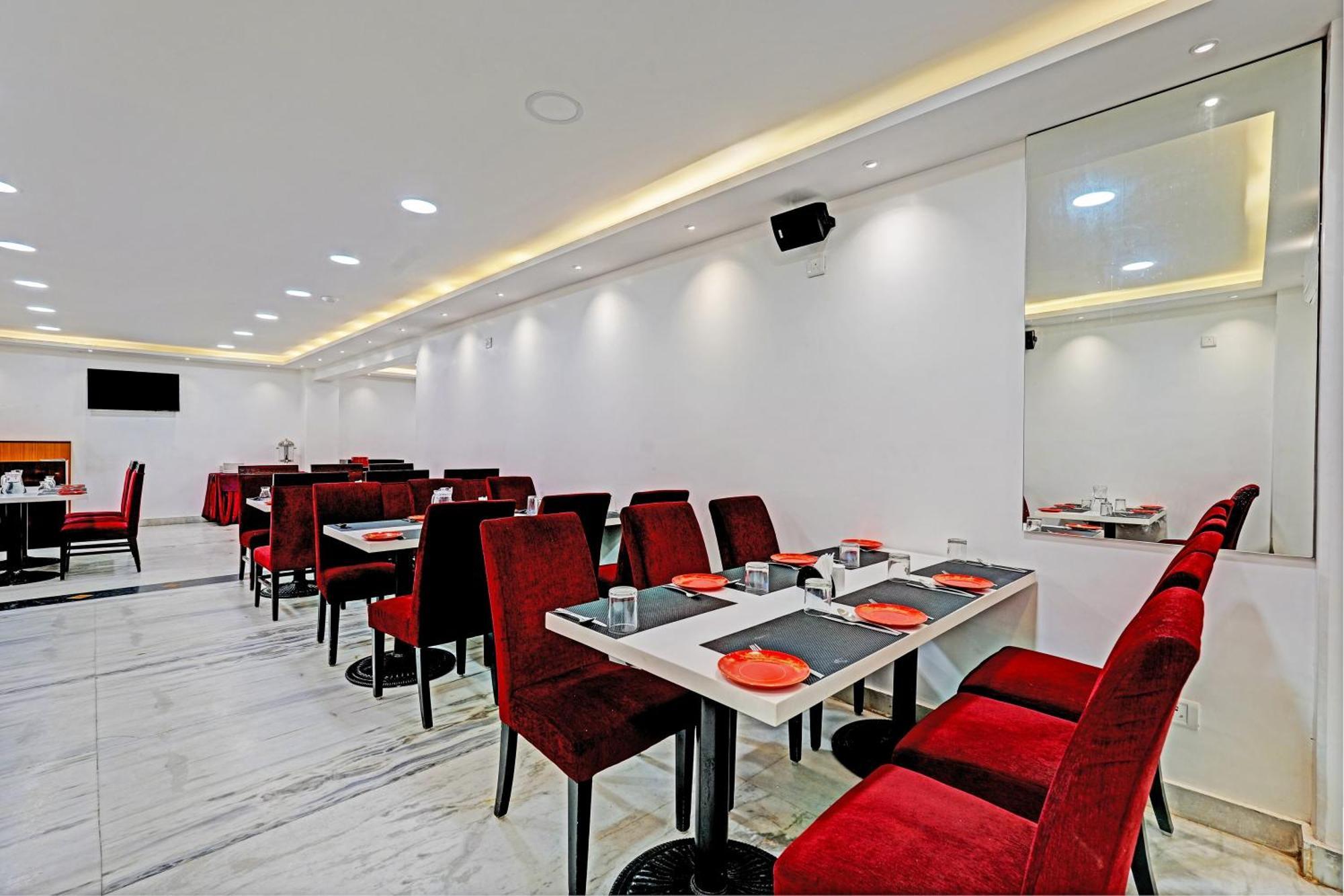 Hotel Hight Krone A Family Hotel Near Igi Airport Delhi New Delhi Luaran gambar