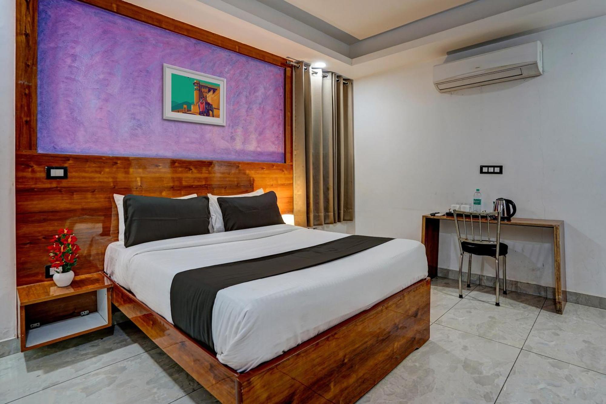 Hotel Hight Krone A Family Hotel Near Igi Airport Delhi New Delhi Luaran gambar
